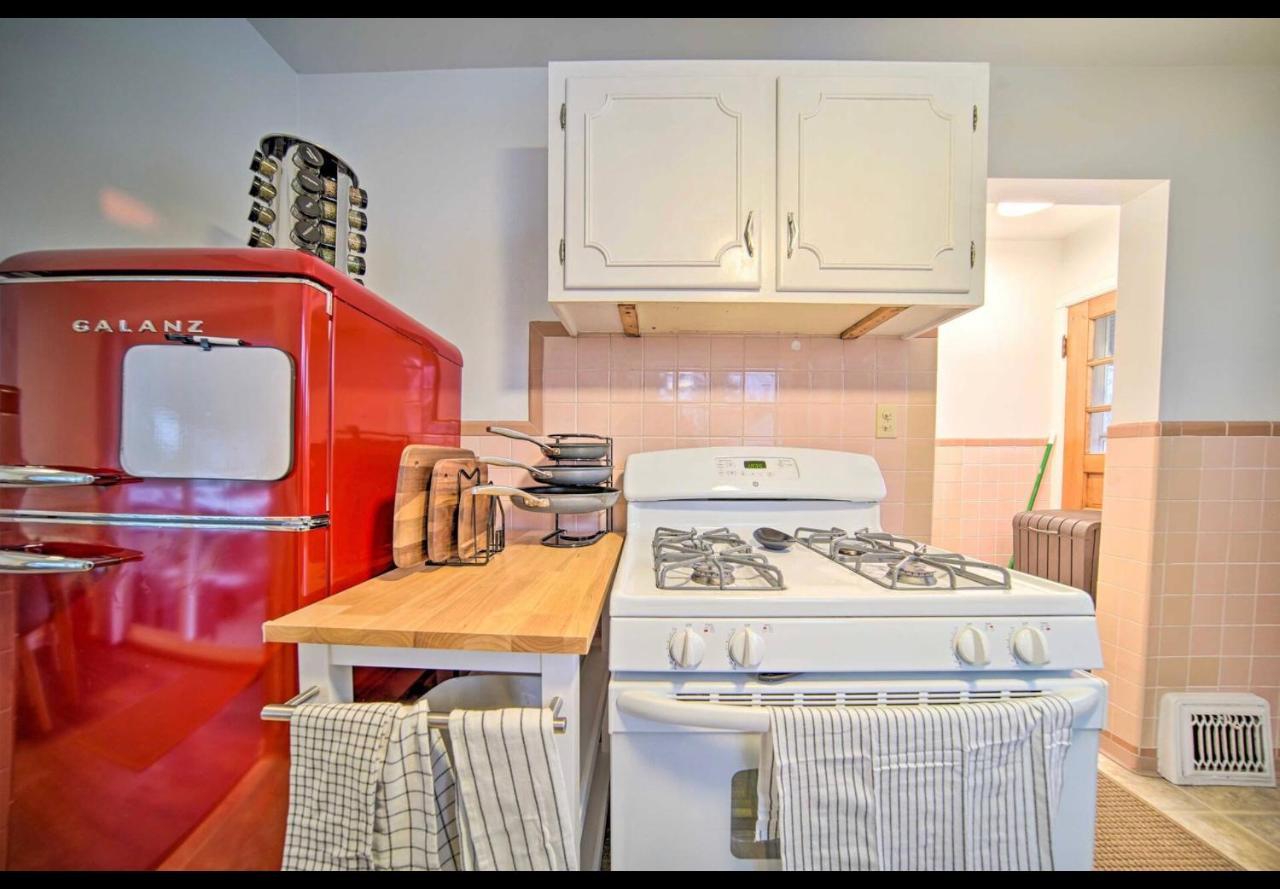 Modern Home • Family Friendly • Grill • Fireplace Эри Экстерьер фото